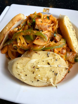Vegetables Spaghetti with Gaelic Bread