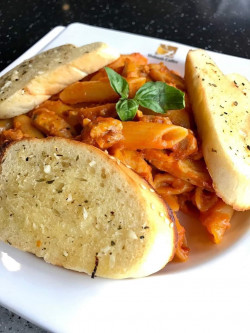 Hobnob Penne Pasta with Chicken
