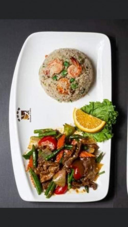 Yangzhou Fried Rice With Oyster Beef