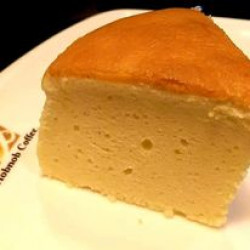 Japanese Cotton Soft Cheese Cake (Per Slice)