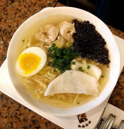 Hobnob Fresh Coconut Chicken Noodles Soup